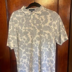 Peter Millar Floral Golf Polo. Crown Crafted Collection size medium.
